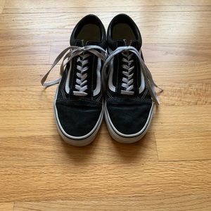 Size 9 black old skool vans